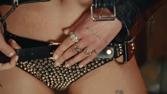 Halsey OnlyFans Leaked Free Thumbnail Picture - #Mb1EsH66um