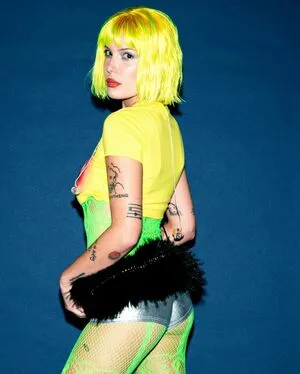 Halsey OnlyFans Leaked Free Thumbnail Picture - #PPTNc7l1Xa