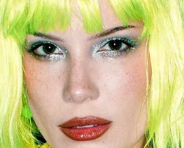 Halsey OnlyFans Leaked Free Thumbnail Picture - #SqpjMwzqpo