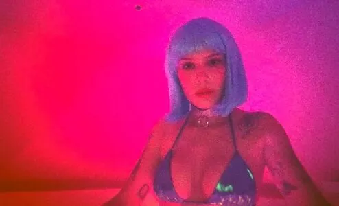 Halsey OnlyFans Leaked Free Thumbnail Picture - #UCQHVt0e5x