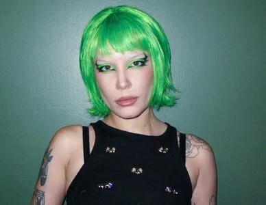 Halsey OnlyFans Leaked Free Thumbnail Picture - #UuQMfnYkrw