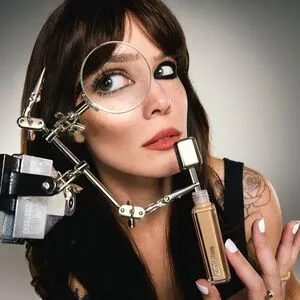 Halsey OnlyFans Leaked Free Thumbnail Picture - #W7vsxy9Yfb