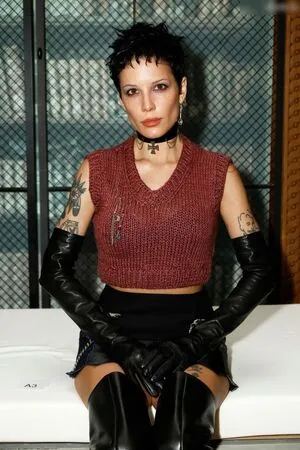 Halsey OnlyFans Leaked Free Thumbnail Picture - #YXyPVpmpqN