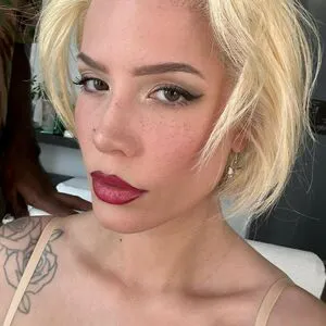 Halsey OnlyFans Leaked Free Thumbnail Picture - #cGb57shN3T