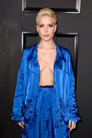 Halsey OnlyFans Leaked Free Thumbnail Picture - #d8fqWrSW0i