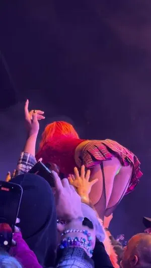Halsey OnlyFans Leaked Free Thumbnail Picture - #dzoPOrd0Ws