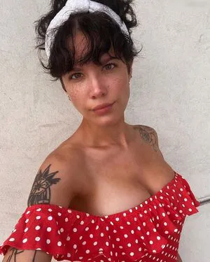 Halsey OnlyFans Leaked Free Thumbnail Picture - #eVdNKNFwkS