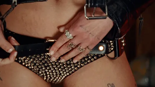 Halsey OnlyFans Leaked Free Thumbnail Picture - #gwdoAQ3wOr