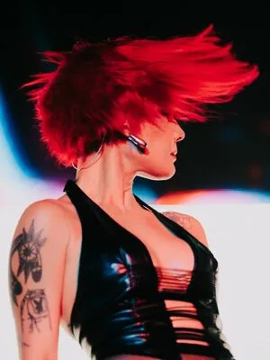 Halsey OnlyFans Leaked Free Thumbnail Picture - #in51bI6eyV