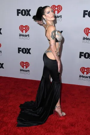 Halsey OnlyFans Leaked Free Thumbnail Picture - #izxq5k6sG4