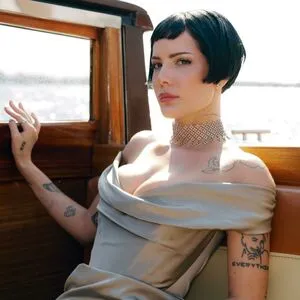 Halsey OnlyFans Leaked Free Thumbnail Picture - #mT8TiC8Pb2