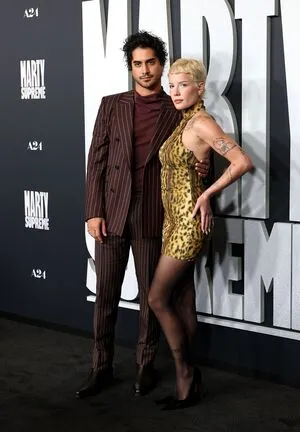 Halsey OnlyFans Leaked Free Thumbnail Picture - #mvbFKuffim