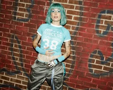 Halsey OnlyFans Leaked Free Thumbnail Picture - #nnCbXVnih6