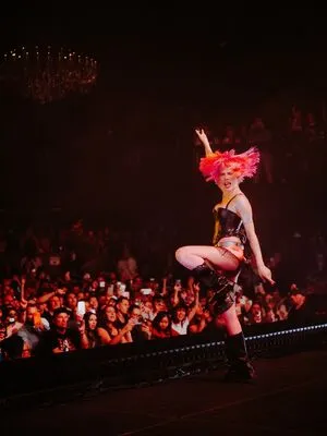 Halsey OnlyFans Leaked Free Thumbnail Picture - #p9guYWyi4Y