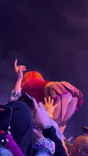 Halsey OnlyFans Leaked Free Thumbnail Picture - #raADufCS3J