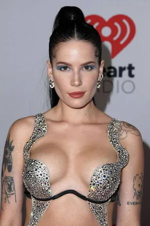 Halsey OnlyFans Leaked Free Thumbnail Picture - #rohAShpSSA