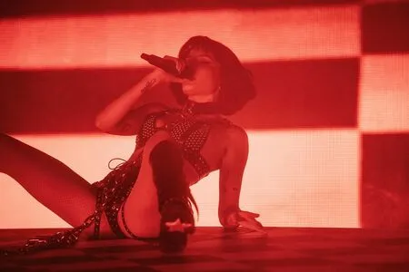 Halsey OnlyFans Leaked Free Thumbnail Picture - #vPKYx7eI68