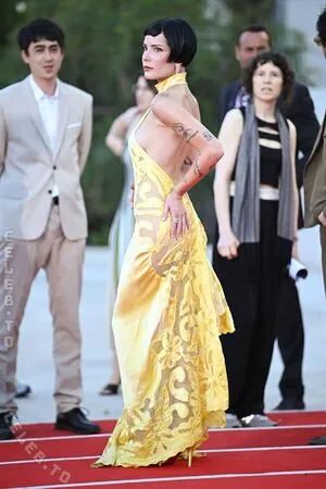 Halsey OnlyFans Leaked Free Thumbnail Picture - #xziMCZaQdE