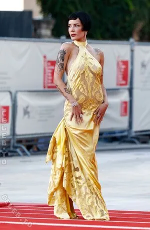 Halsey OnlyFans Leaked Free Thumbnail Picture - #yu16fabarq