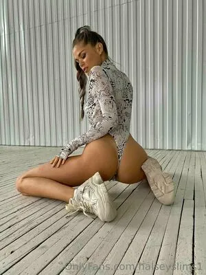 Halseyslims1 OnlyFans Leaked Free Thumbnail Picture - #iTRXL3tcty