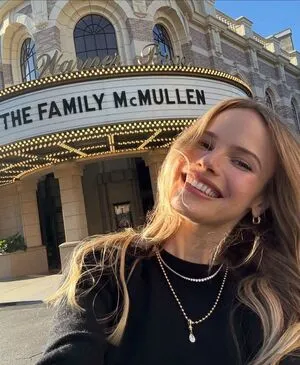 Halston Sage OnlyFans Leaked Free Thumbnail Picture - #hMDvLHJMSV