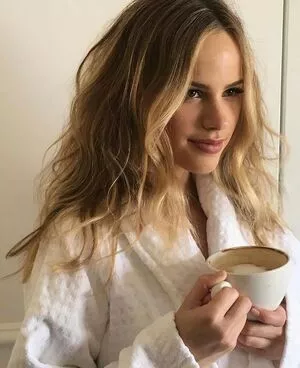 Halston Sage OnlyFans Leaked Free Thumbnail Picture - #oqYMa02Gk5