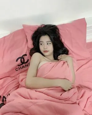 Han Hang OnlyFans Leaked Free Thumbnail Picture - #ZgFdik5oH5