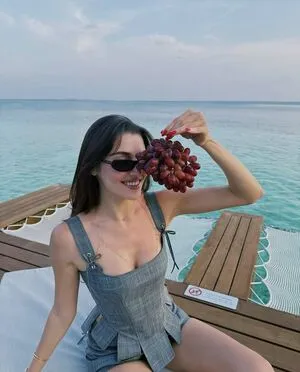 Hande Ercel OnlyFans Leaked Free Thumbnail Picture - #0qBt6ahnSf