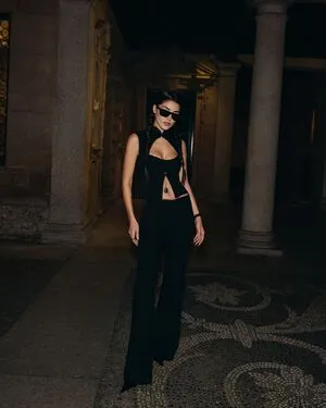 Hande Ercel OnlyFans Leaked Free Thumbnail Picture - #6y8X756ZnX