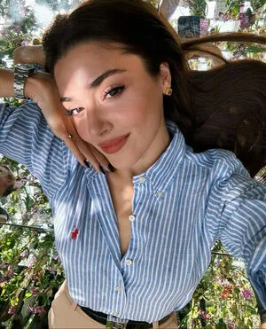 Hande Ercel OnlyFans Leaked Free Thumbnail Picture - #DrMqUvebFj