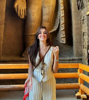 Hande Ercel OnlyFans Leaked Free Thumbnail Picture - #EHxcZ6EnH8