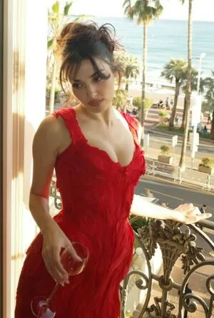 Hande Ercel OnlyFans Leaked Free Thumbnail Picture - #LxSdqFOeb0