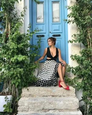 Hande Ercel OnlyFans Leaked Free Thumbnail Picture - #ccaSOdDF4U