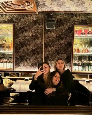 Hande Ercel OnlyFans Leaked Free Thumbnail Picture - #jO5BjYrZNH