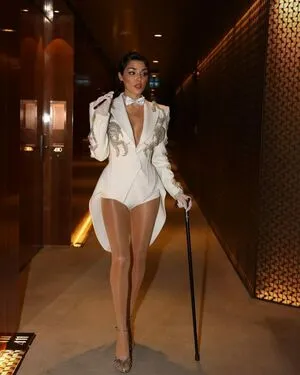 Hande Erel OnlyFans Leaked Free Thumbnail Picture - #wTTxLA2up2