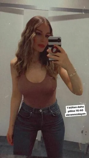 Hande Sarioglu OnlyFans Leaked Free Thumbnail Picture - #Hn2Qn8sgUi