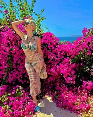 Hande Sarioglu OnlyFans Leaked Free Thumbnail Picture - #TAnIDpSNUp