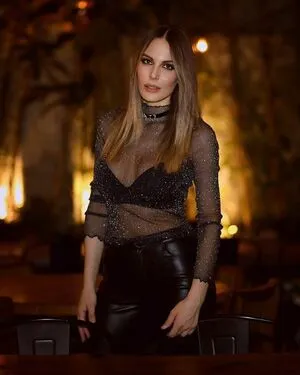Hande Sarioglu OnlyFans Leaked Free Thumbnail Picture - #TiRROzujdx