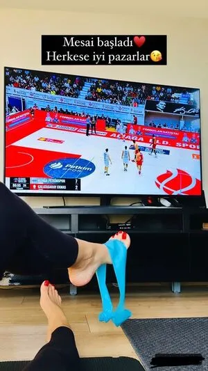 Hande Sarioglu OnlyFans Leaked Free Thumbnail Picture - #eyD9pksszb