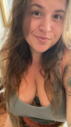 Handfulheather OnlyFans Leaked Free Thumbnail Picture - #4s4buYjFJj