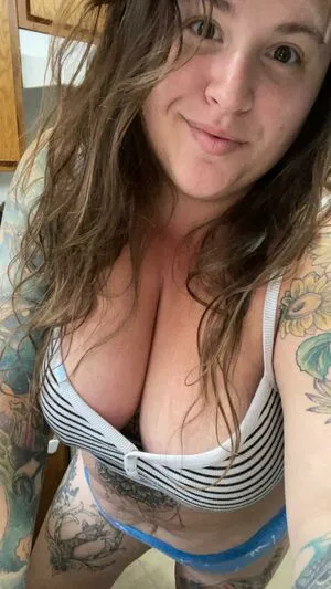 Handfulheather OnlyFans Leaked Free Thumbnail Picture - #IwQ0jk1yOd