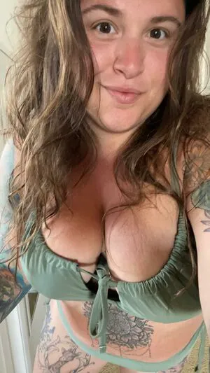 Handfulheather OnlyFans Leaked Free Thumbnail Picture - #ZzrExTzfEC