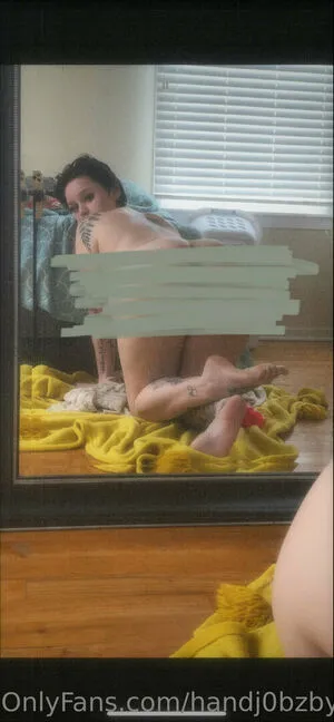 Handj0bzbychelle OnlyFans Leaked Free Thumbnail Picture - #gbNgsVJ27L
