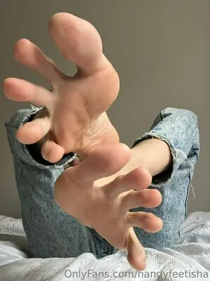Handyfeetisha OnlyFans Leaked Free Thumbnail Picture - #Dwn21nQplE