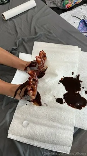 Hang10toess OnlyFans Leaked Free Thumbnail Picture - #ry3OR5AChk