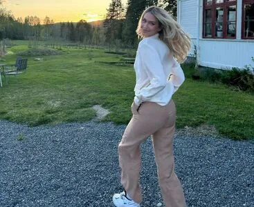Hanna Edwinson OnlyFans Leaked Free Thumbnail Picture - #dWJxfZ2jDc