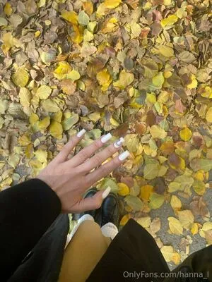 Hanna L OnlyFans Leaked Free Thumbnail Picture - #fjqarajmob