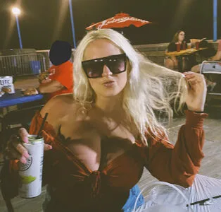 Hannah B OnlyFans Leaked Free Thumbnail Picture - #7xHmC0N4X4
