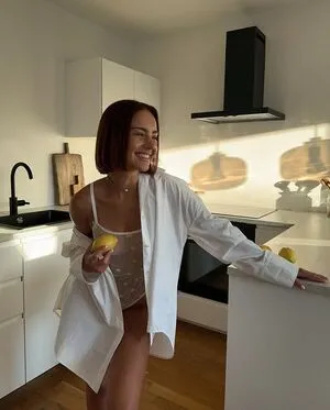 Hannah Caroline Lindner OnlyFans Leaked Free Thumbnail Picture - #F4BoZGkBmu