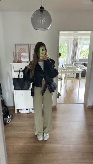 Hannah Cauko OnlyFans Leaked Free Thumbnail Picture - #c8BpZc41KR